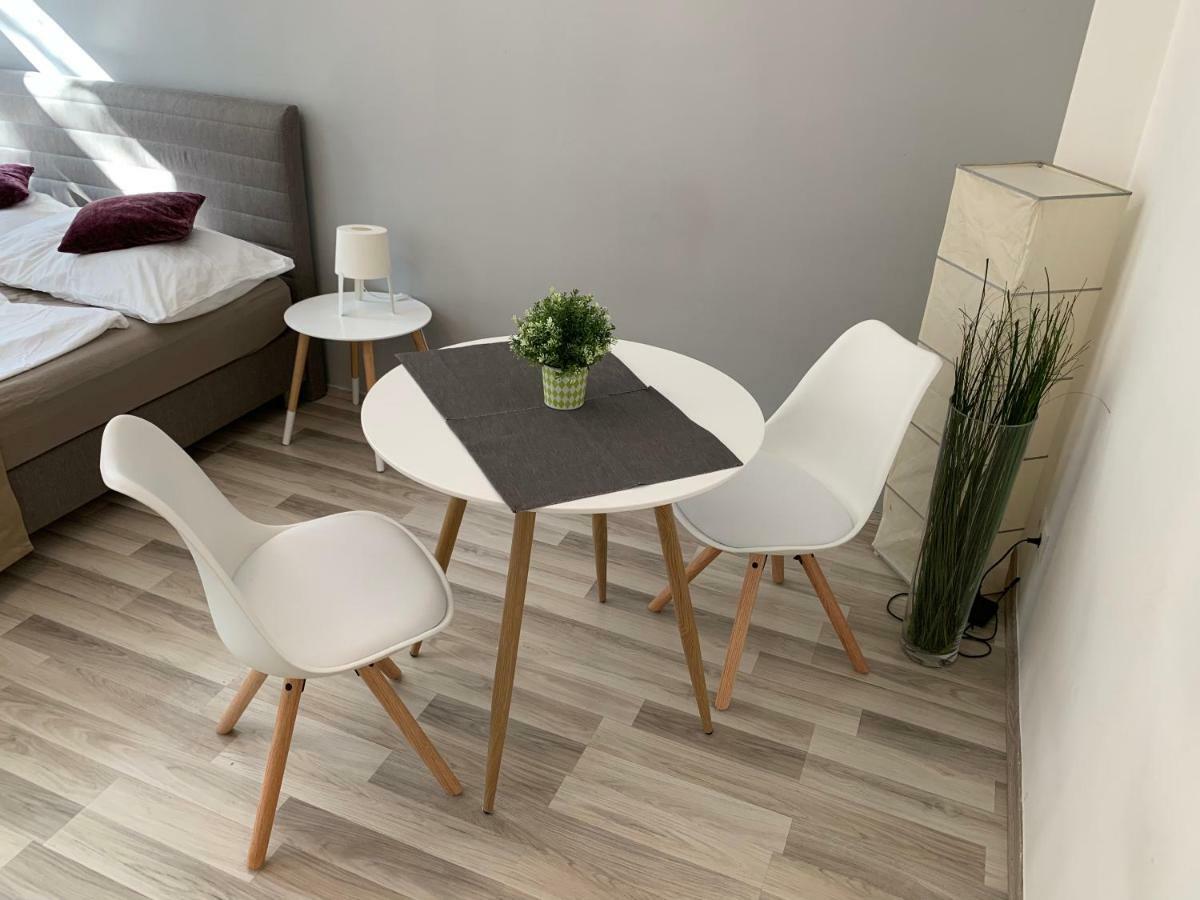 Schoenbrunn Apartment Wiedeń Zewnętrze zdjęcie